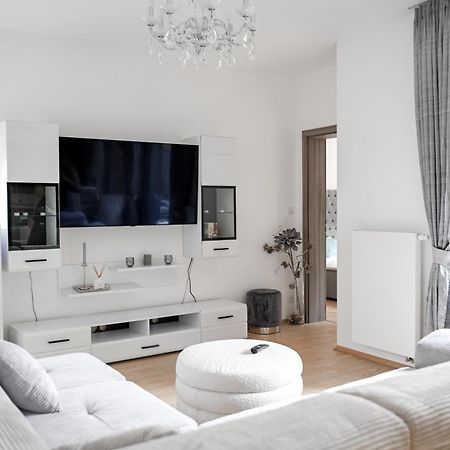 Lovely Family Suite Прага Екстериор снимка